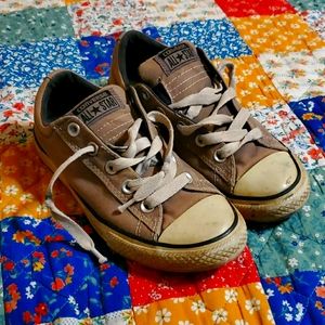 Size 3 Converse